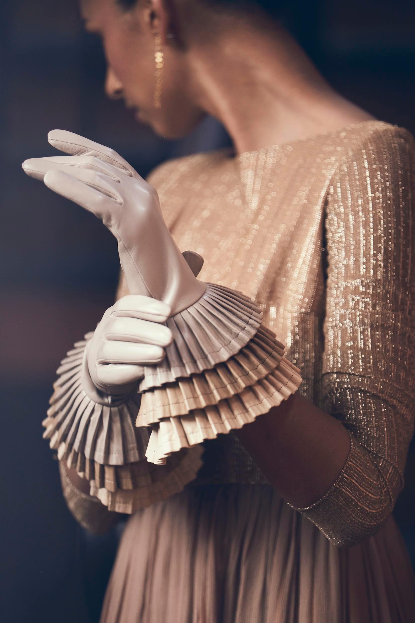 Nude luxury leather gloves by Seymoure Gloves.