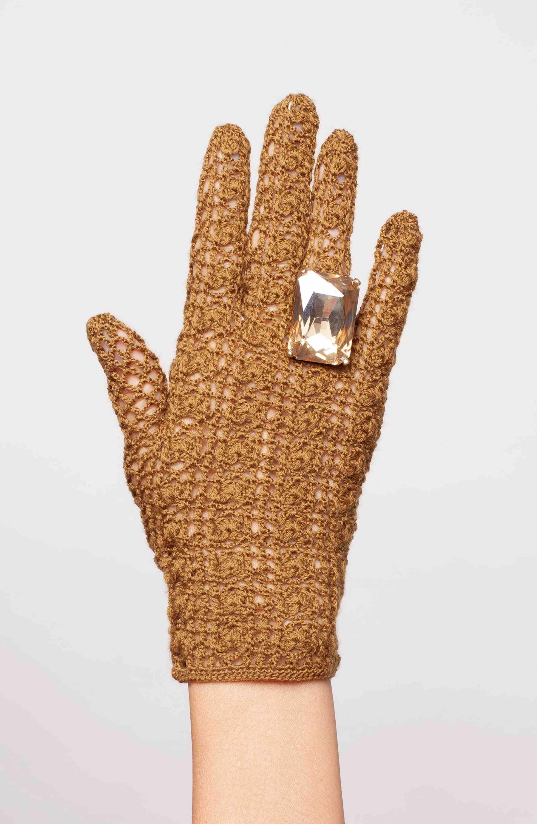 Heather taupe wool gloves by Seymoure Gloves.