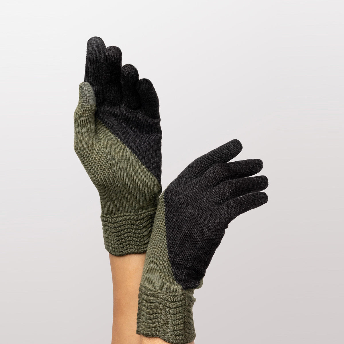 Tech Gallery Wool Gloves by Seymoure Gloves.