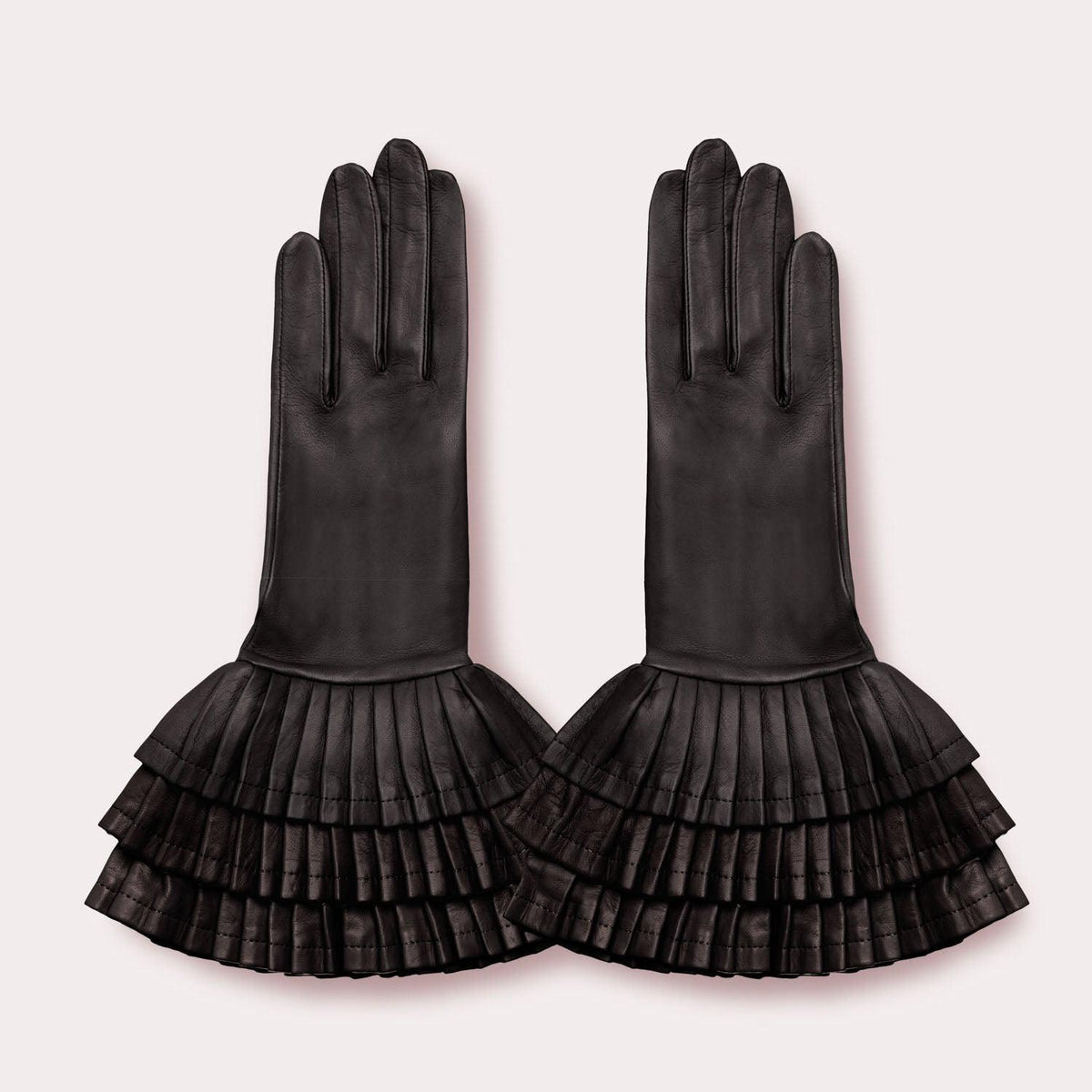 Black luxury leather gloves by Seymoure Gloves.