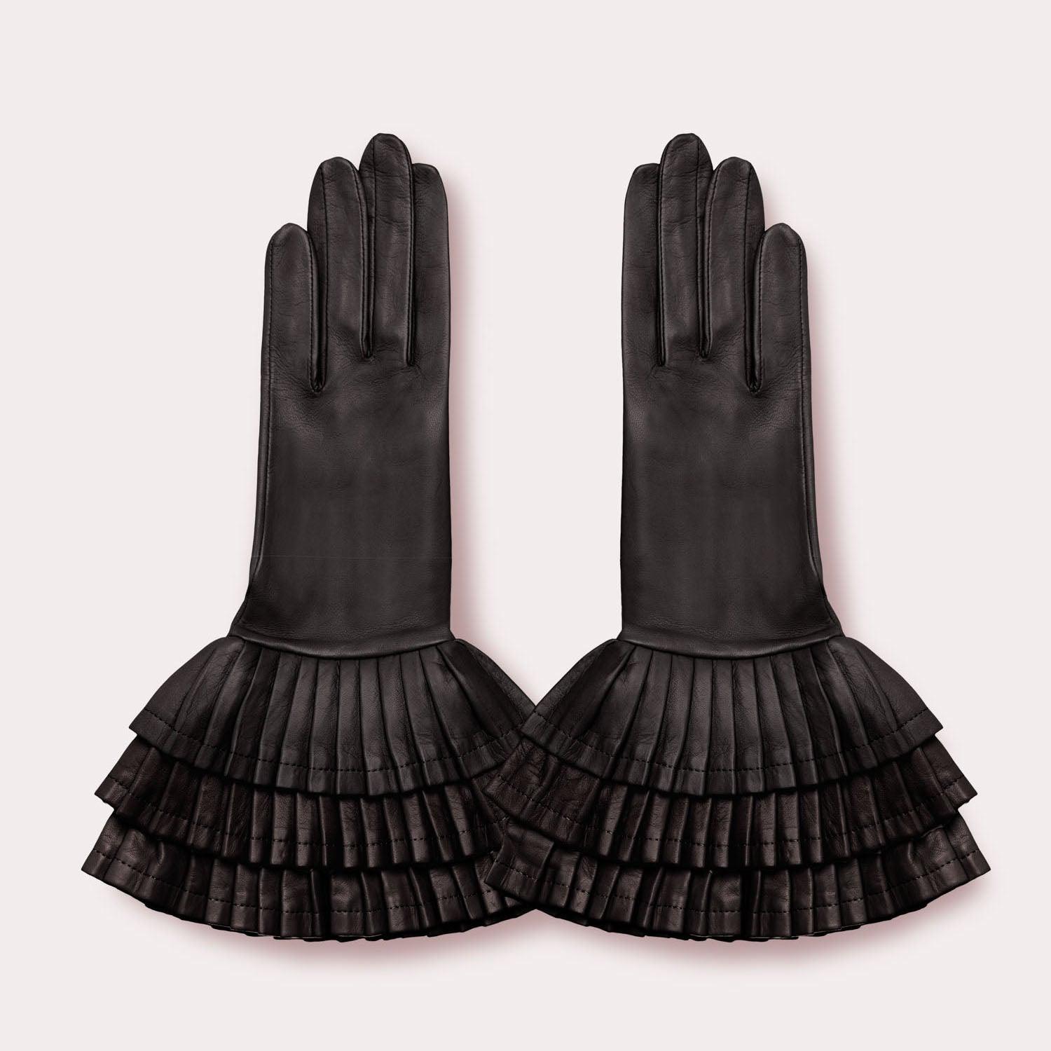 Black luxury leather gloves by Seymoure Gloves.