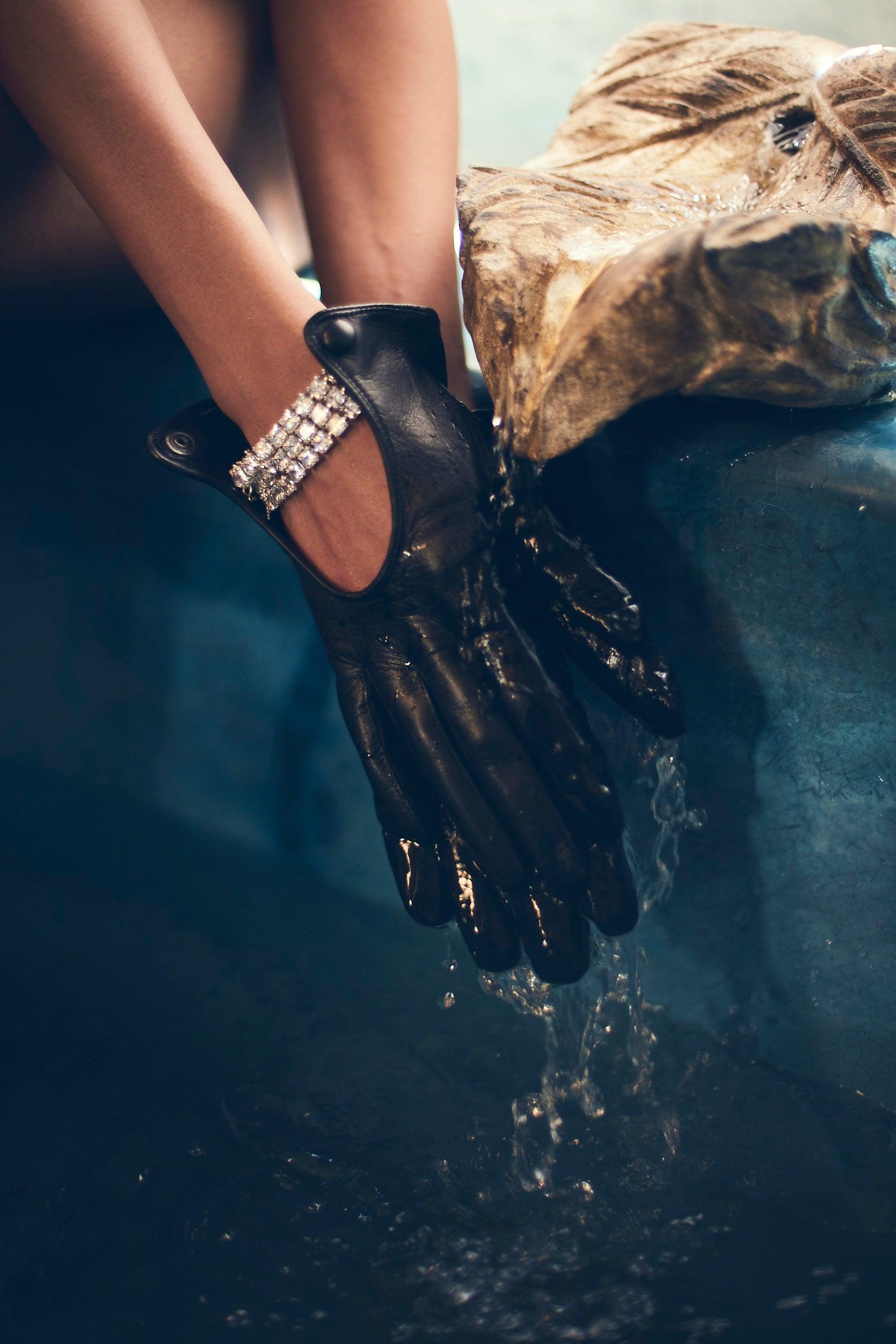 Washable Driver Glove, black leather gloves.